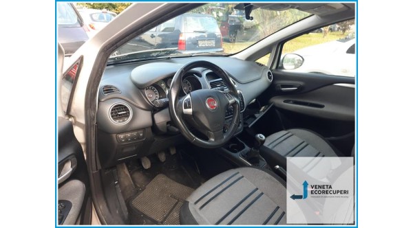 FIAT PUNTO EVO 3J del 2011 parti usate e ricambi - Tipo Motore 199B1000