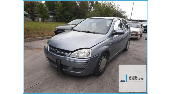 OPEL CORSA X01 del 2004 parti usate e ricambi - Tipo Motore Z10XEP