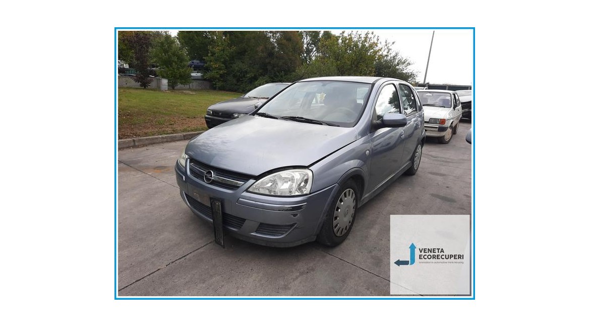 OPEL CORSA X01 del 2004 parti usate e ricambi - Tipo Motore Z10XEP