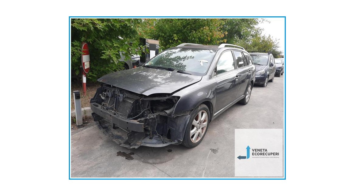 TOYOTA AVENSIS  del 2008 parti usate e ricambi - Tipo Motore 1ADFTV