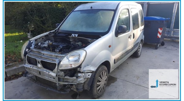 RENAULT KANGOO  del 2004 parti usate e ricambi - Tipo Motore K9KB7
