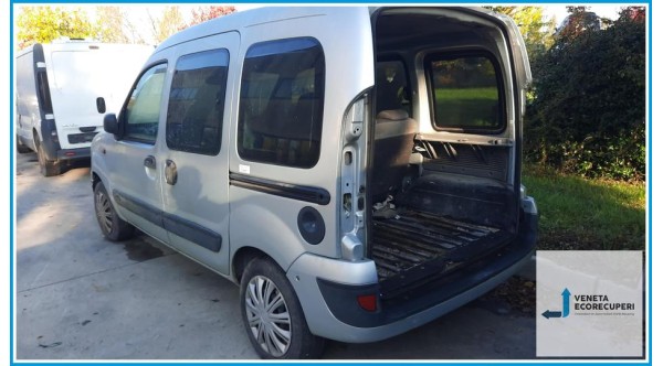 RENAULT KANGOO  del 2004 parti usate e ricambi - Tipo Motore K9KB7