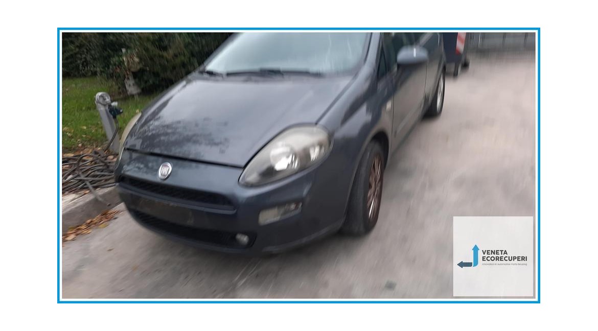 FIAT PUNTO 51 del 2012 parti usate e ricambi - Tipo Motore 350A1000