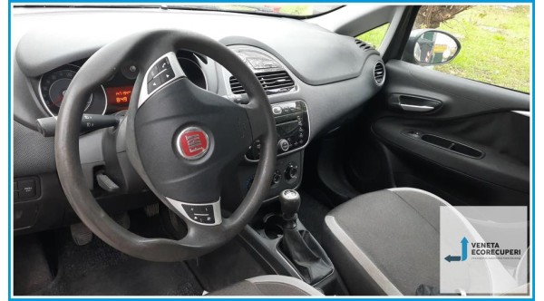 FIAT PUNTO 51 del 2012 parti usate e ricambi - Tipo Motore 350A1000