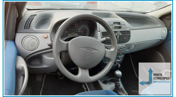 FIAT PUNTO 1N/1P del 2001 parti usate e ricambi