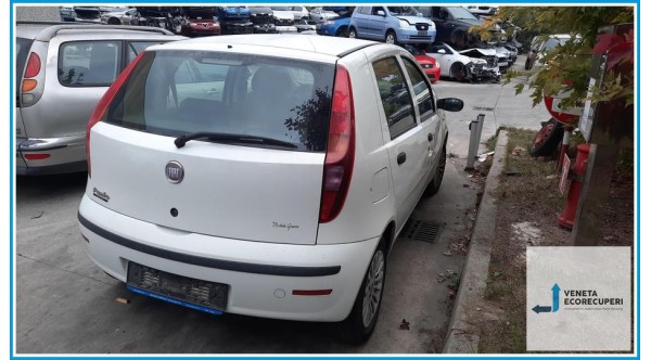 FIAT PUNTO CLASSIC 2U del 2009 parti usate e ricambi - Tipo Motore 188A4000