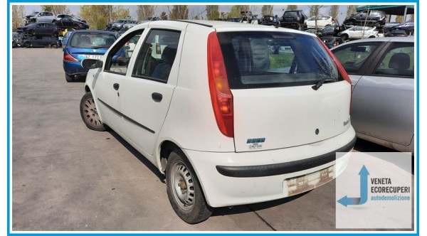 FIAT PUNTO 1N/1P del 2000 parti usate e ricambi