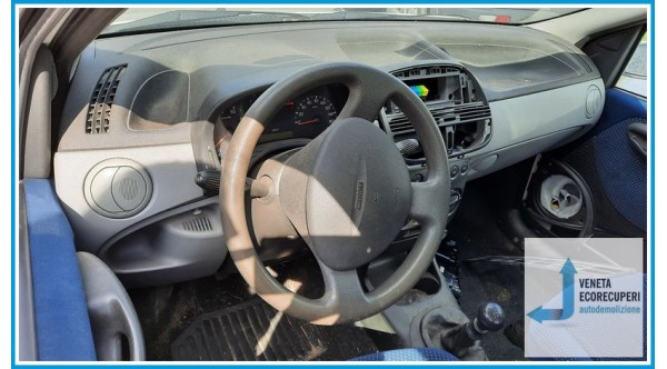 FIAT PUNTO 1N/1P del 2000 parti usate e ricambi