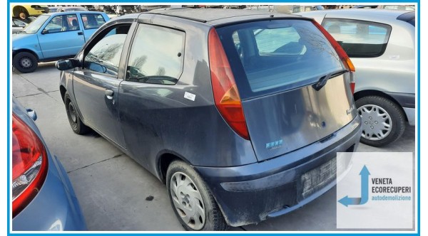 FIAT PUNTO 1N/1P del 2000 parti usate e ricambi