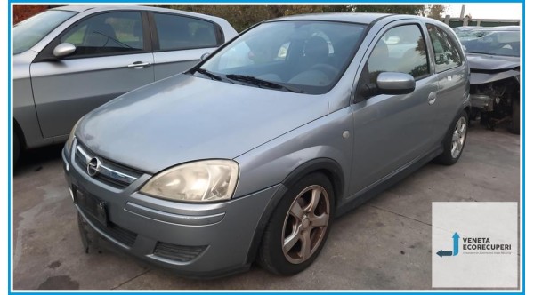 OPEL CORSA X01 del 2004 parti usate e ricambi - Tipo Motore Z12XE