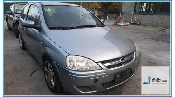 OPEL CORSA X01 del 2004 parti usate e ricambi - Tipo Motore Z12XE