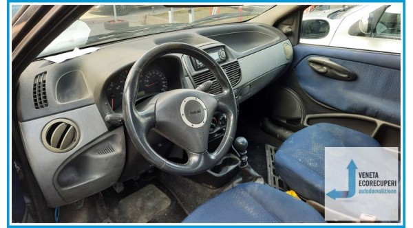 FIAT PUNTO 1N/1P del 2000 parti usate e ricambi