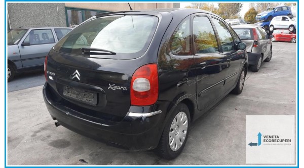 CITROEN XSARA PICASSO  del 2004 parti usate e ricambi - Tipo Motore 6FZ
