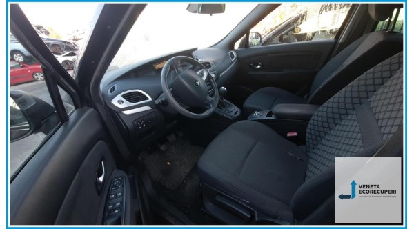 RENAULT SCENIC 3a Serie  del 1900 parti usate e ricambi - Tipo Motore K9KJ8