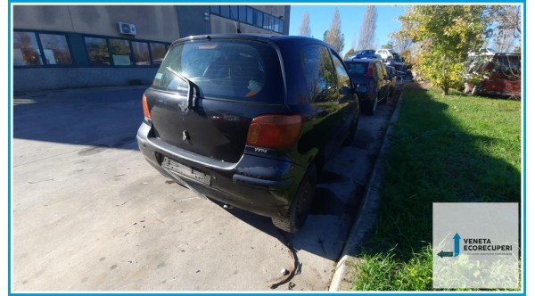 TOYOTA YARIS FRP del 2003 parti usate e ricambi - Tipo Motore 2SZFE