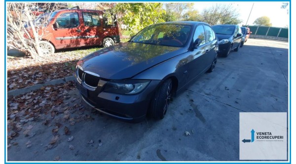 BMW Serie 3 E90/E91 del 2005 parti usate e ricambi - Tipo Motore 204D4