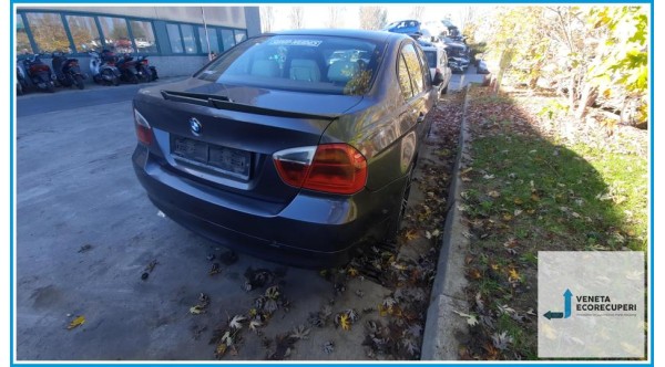 BMW Serie 3 E90/E91 del 2005 parti usate e ricambi - Tipo Motore 204D4