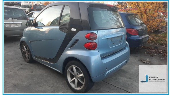 SMART FORTWO A/C451 del 2011 parti usate e ricambi - Tipo Motore 3B21