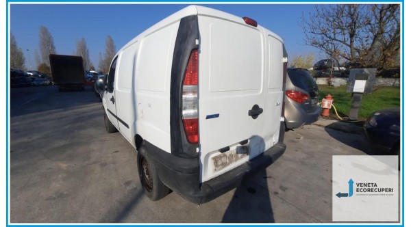 FIAT DOBLO' CARGO 1W del 2001 parti usate e ricambi - Tipo Motore 223A6000