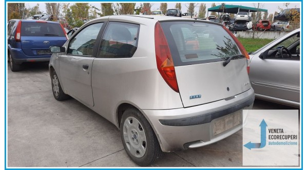 FIAT PUNTO 1N/1P del 2000 parti usate e ricambi