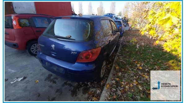 PEUGEOT 307  del 2001 parti usate e ricambi - Tipo Motore NFU