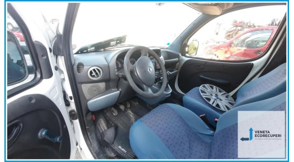 FIAT DOBLO' 2W del 2004 parti usate e ricambi - Tipo Motore 223A7000