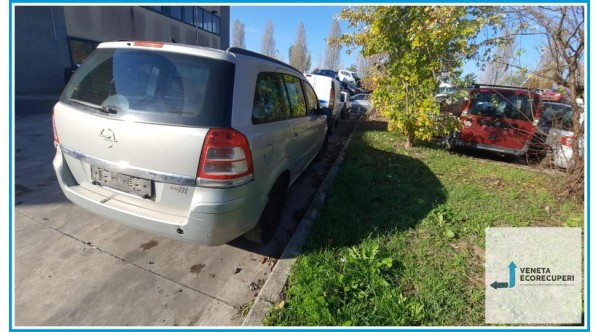 OPEL ZAFIRA A05 del 2006 parti usate e ricambi - Tipo Motore Z16YNG