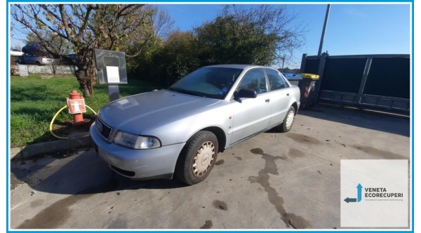 AUDI A4 8D del 1996 parti usate e ricambi - Tipo Motore AFN