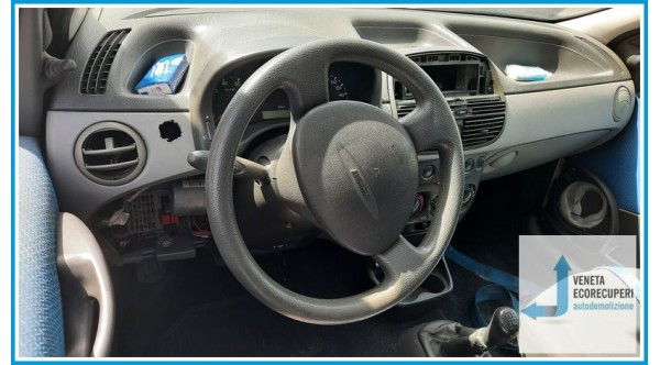 FIAT PUNTO 1N/1P del 2002 parti usate e ricambi