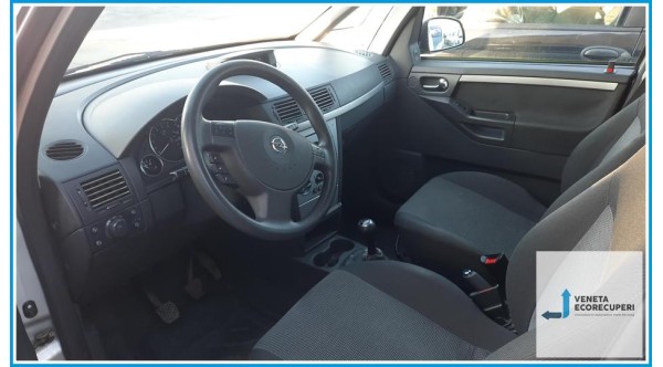 OPEL MERIVA X03 del 2004 parti usate e ricambi - Tipo Motore Z17DTH
