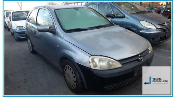 OPEL CORSA X01 del 2003 parti usate e ricambi - Tipo Motore Z10XE