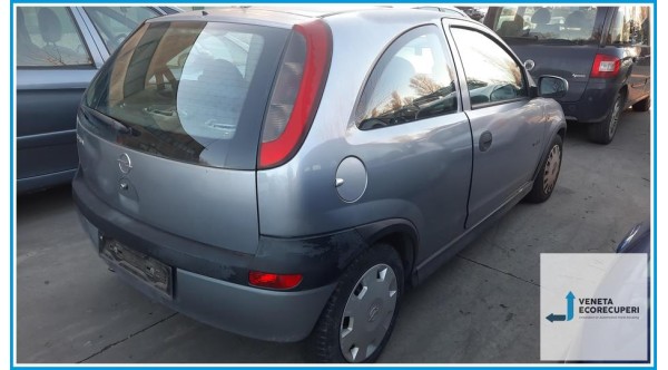OPEL CORSA X01 del 2003 parti usate e ricambi - Tipo Motore Z10XE