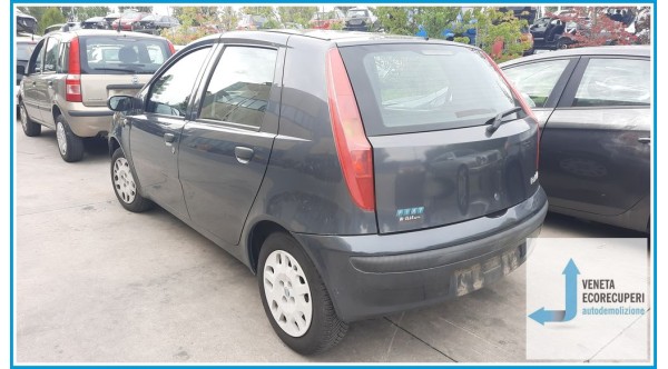 FIAT PUNTO 1N/1P del 2002 parti usate e ricambi
