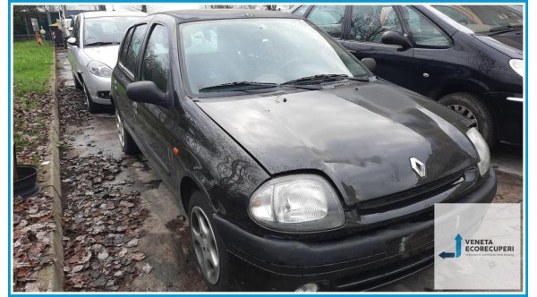 RENAULT CLIO 2a Serie  del 1999 parti usate e ricambi - Tipo Motore D7FD7