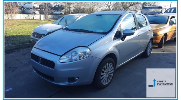 FIAT GRANDE PUNTO 2Y del 2008 parti usate e ricambi - Tipo Motore 199A3000
