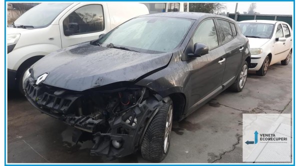 RENAULT MEGANE 3a Serie  del 2011 parti usate e ricambi - Tipo Motore K9KJ8