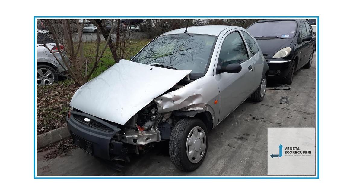 FORD KA CCQ del 2001 parti usate e ricambi - Tipo Motore J4S