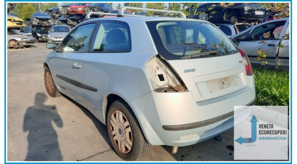 FIAT STILO 2C del 2003 parti usate e ricambi