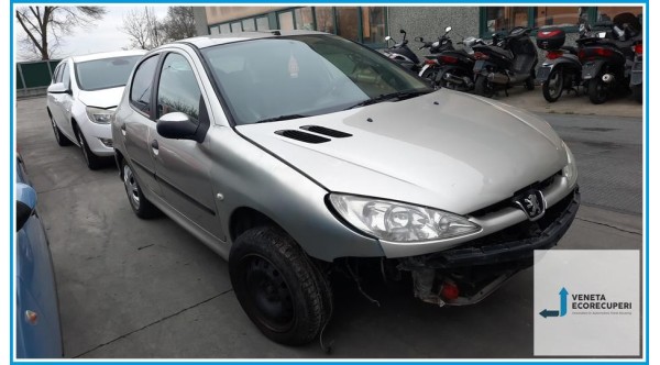 PEUGEOT 206  del 2007 parti usate e ricambi - Tipo Motore KFW