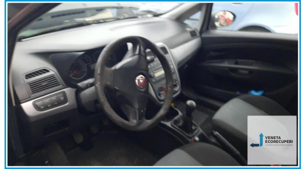 FIAT GRANDE PUNTO 3X del 2011 parti usate e ricambi - Tipo Motore 199A9000