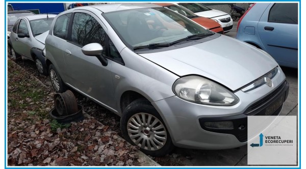 FIAT PUNTO EVO 3J del 2009 parti usate e ricambi - Tipo Motore 350A1000