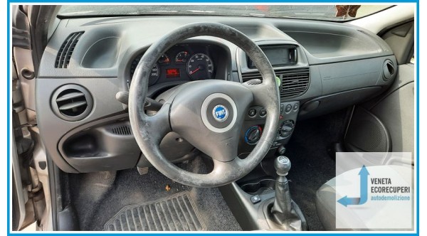FIAT PUNTO 2U del 2005 parti usate e ricambi