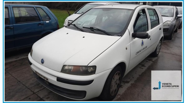 FIAT PUNTO 1N/1P del 2002 parti usate e ricambi - Tipo Motore 188A4000