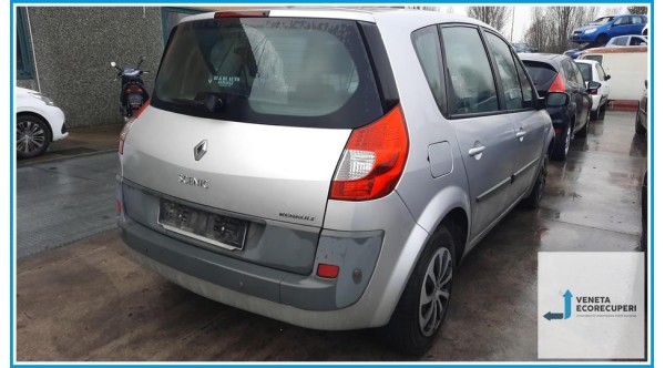RENAULT SCENIC 2a Serie  del 2007 parti usate e ricambi - Tipo Motore K4M87