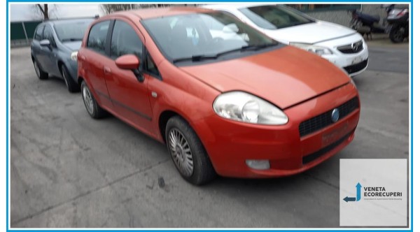FIAT GRANDE PUNTO 2Y del 2005 parti usate e ricambi - Tipo Motore 199A2000