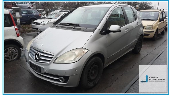 MERCEDES-BENZ Classe A W/C169 del 2009 parti usate e ricambi - Tipo Motore 640940