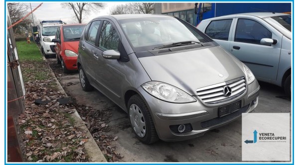 MERCEDES-BENZ Classe A W/C169 del 2005 parti usate e ricambi - Tipo Motore 640940