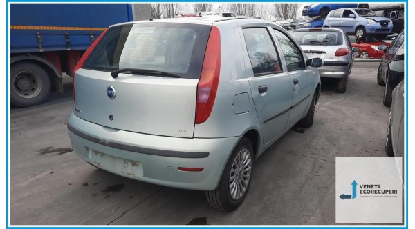 FIAT PUNTO 2U del 2004 parti usate e ricambi - Tipo Motore 188A5000