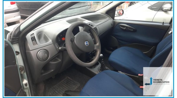 FIAT PUNTO 2U del 2004 parti usate e ricambi - Tipo Motore 188A5000