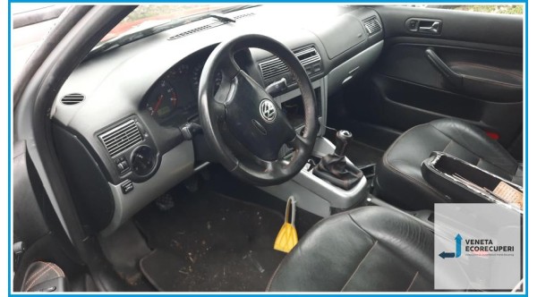 VOLKSWAGEN GOLF 1J del 2000 parti usate e ricambi - Tipo Motore AKL